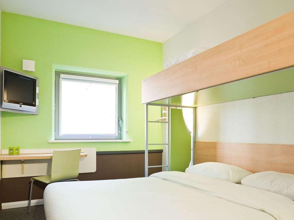 Ibis Budget Brest Sud Plougastel - Hotel Renove Rom bilde